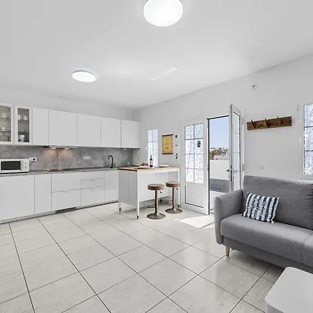 Apartamento Oasis Διαμέρισμα *